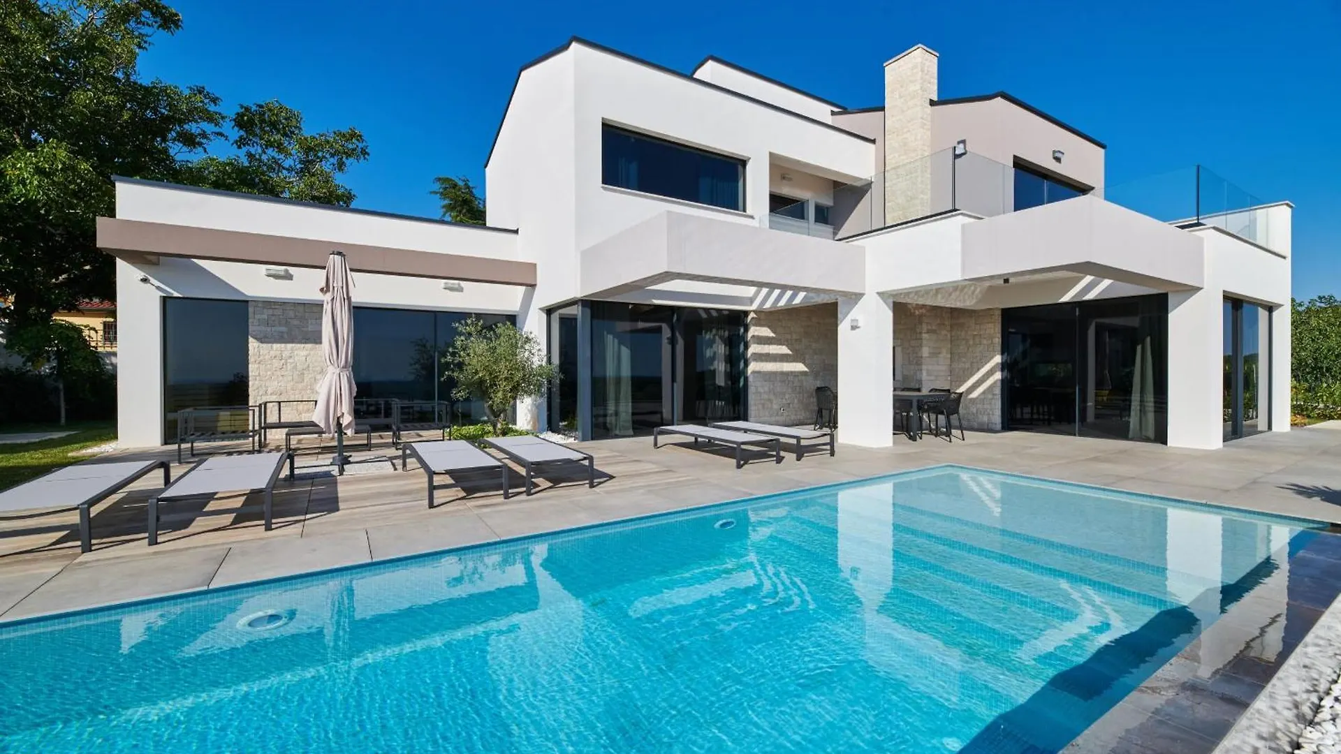 Modern Villa Zora With Sauna In Visnjan Markovac