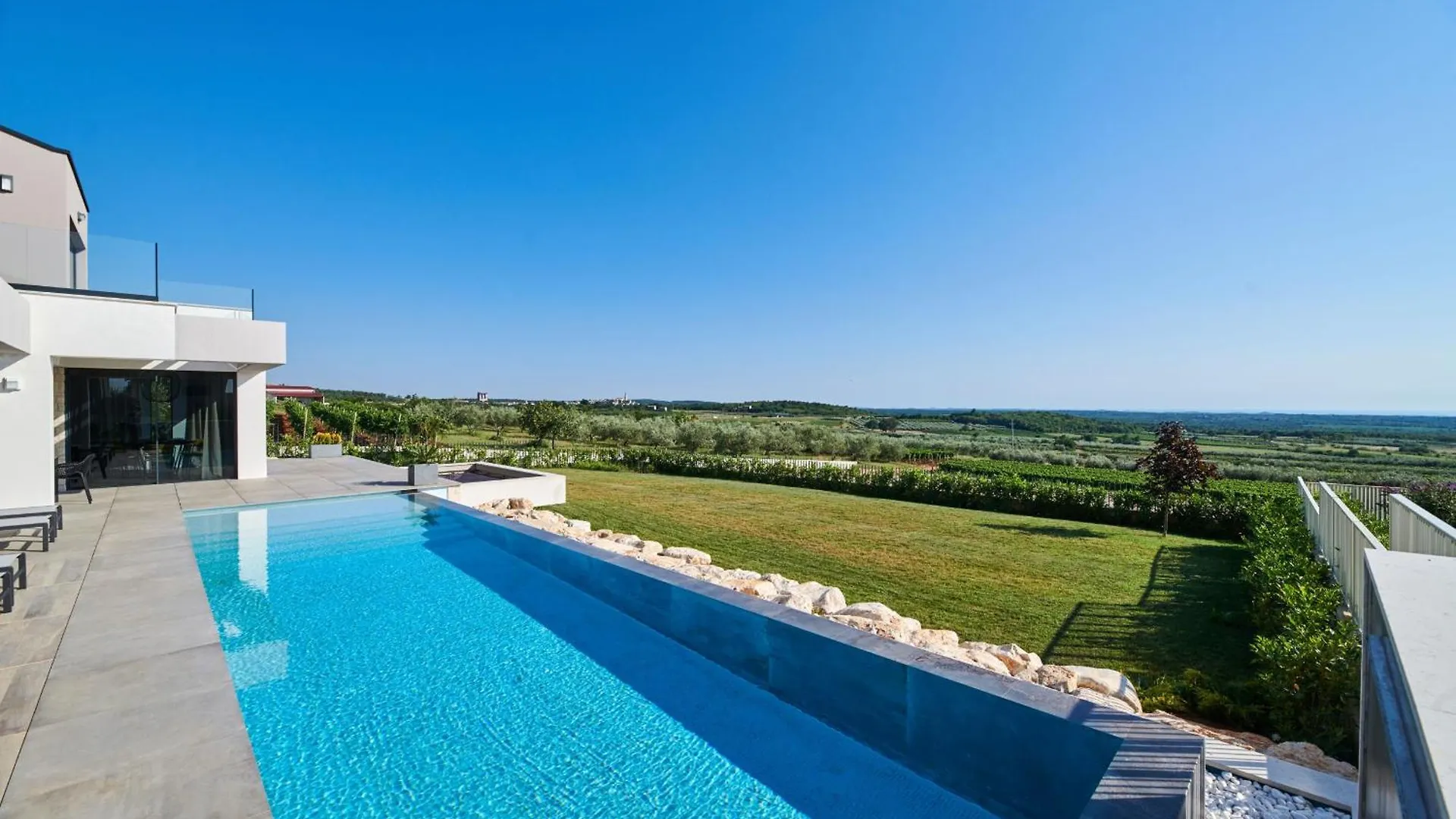 Modern Villa Zora With Sauna In Visnjan Markovac 0*,  Croatia